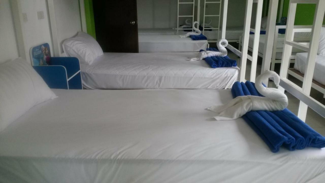 Madinah Hostel Ranong Ban Lum Than Exterior foto